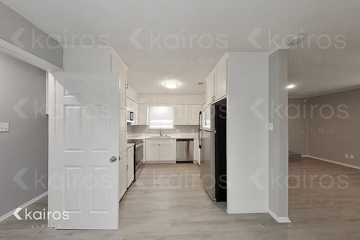 7148 Misty Meadow Dr S — Photo 5