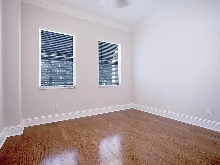 214 S Latitude Cir — Photo 29