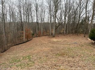 119 Kingsmill Ct, Advance, NC 27006