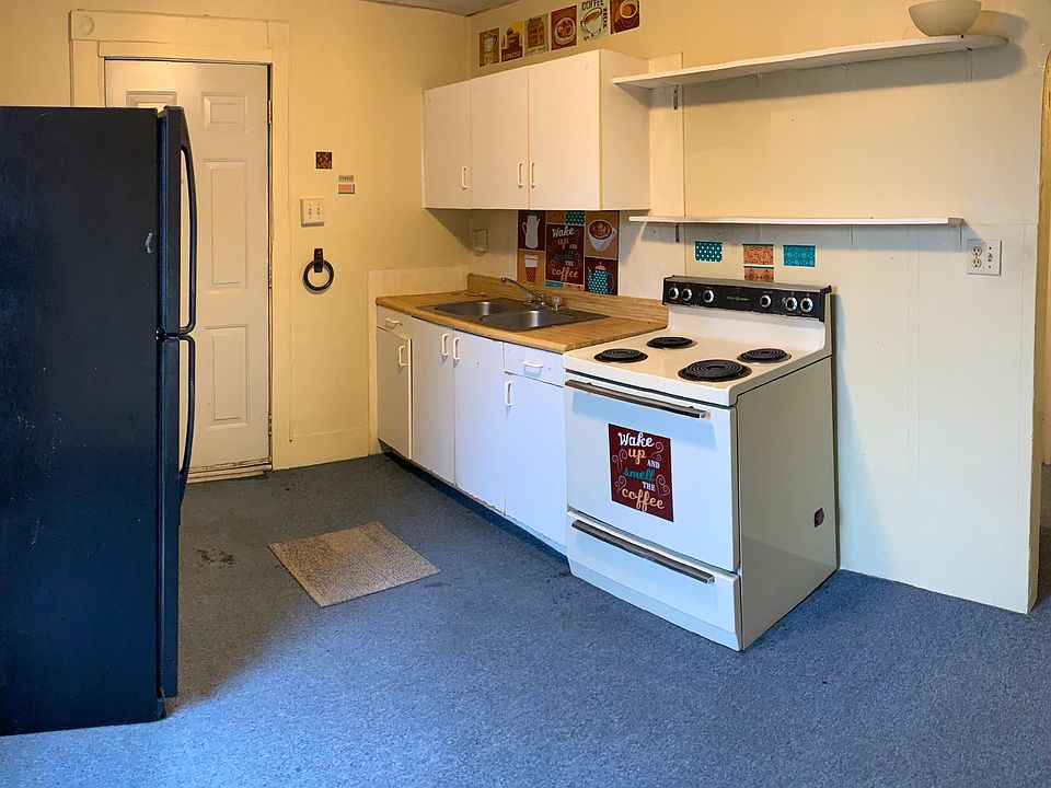 2nd image of 559 Coleman Ave APT 4