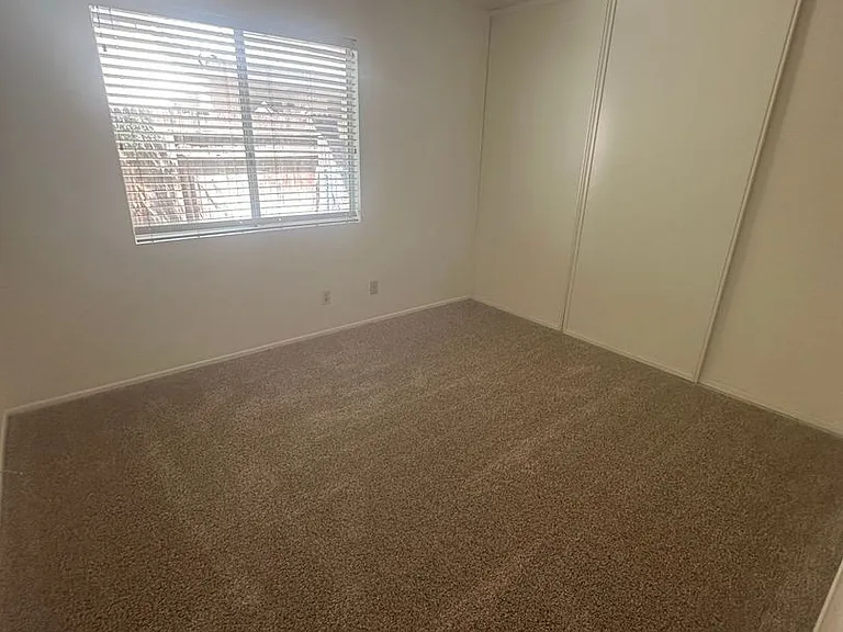 14333 La Crescenta Ave — Photo 29