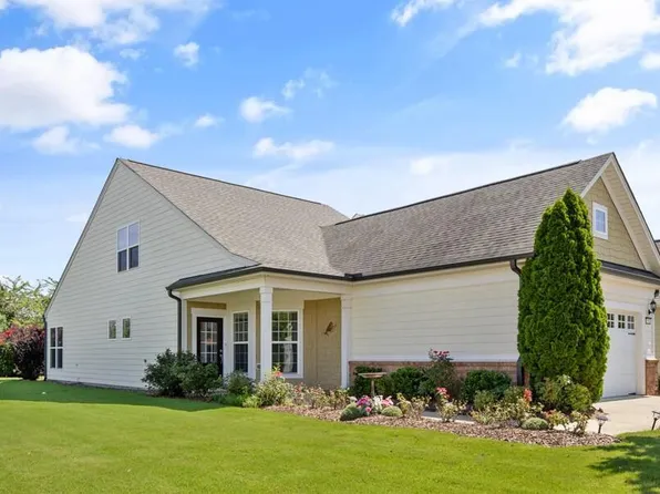 1812 Horne Creek Dr, Durham, NC 27703