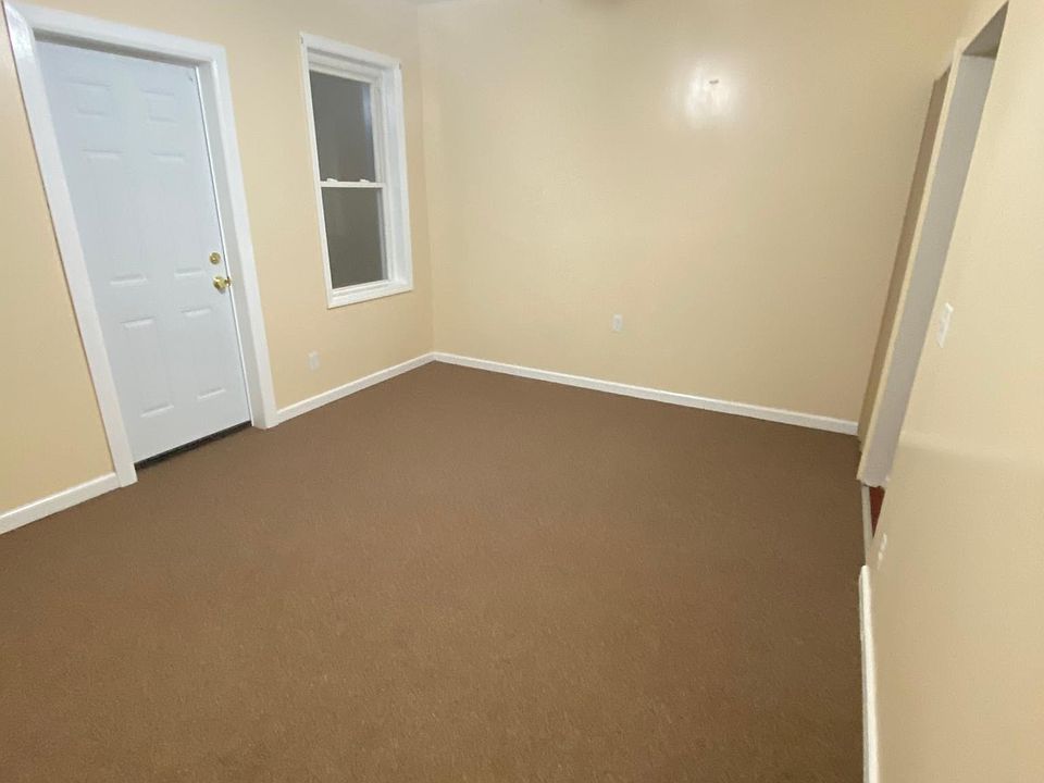 1st image of 103-25 111th St #2