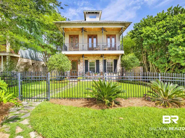 375 S Section St, Fairhope, AL 36532