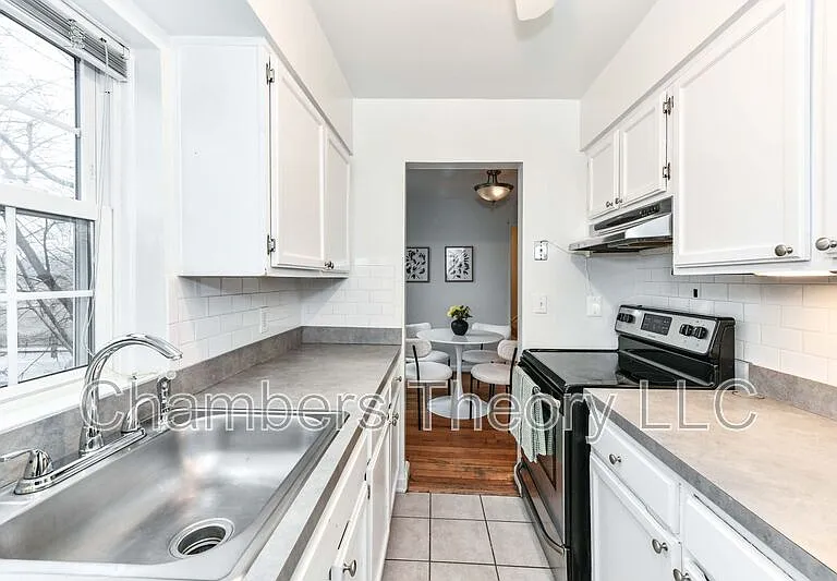 3279 S Stafford St #B2 — Photo 12