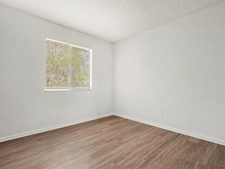 2181 Agora Cir SE — Photo 15