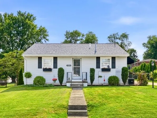 135 Rita Ave, New Kensington, PA 15068