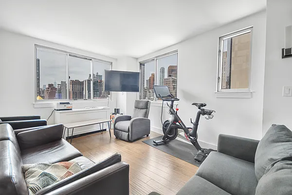 Rented by Compass | media 17