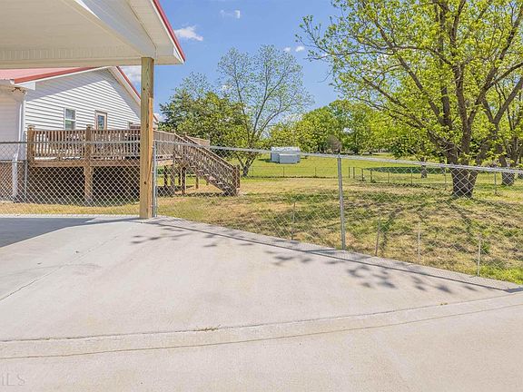 4th image of 2487 Jaudon Rd