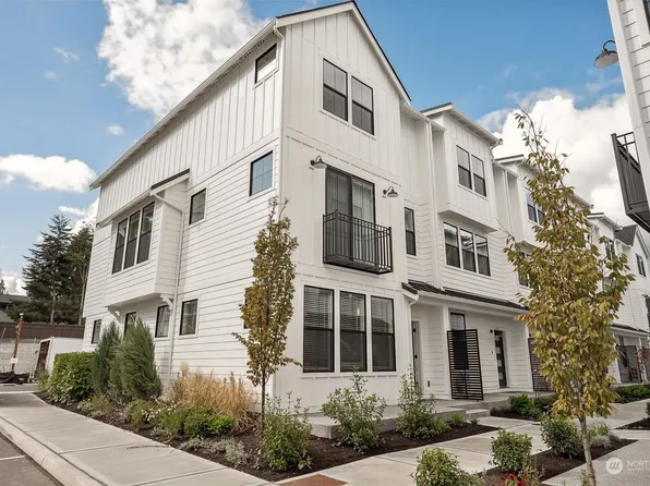 12718 121st Street Ct E #110, Puyallup, WA 98374