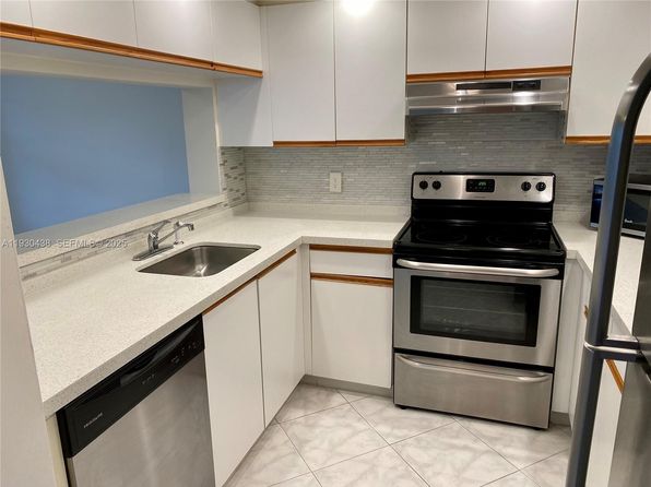 12850 SW 4th Ct APT 413I