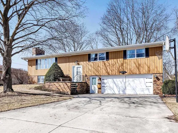 923 Fulton St, Seymour, WI 54165