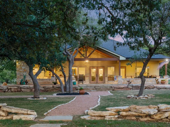 7558 Safe Harbor Dr, Brownwood, TX 76801