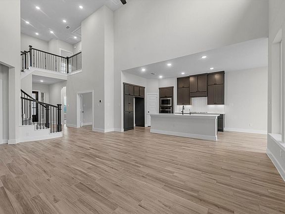 7th image of this home