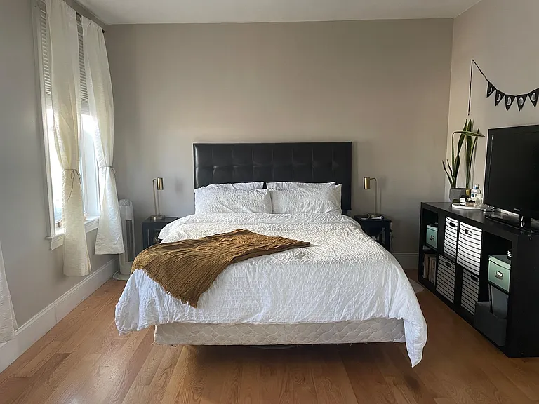 227 Bowen St #C — Photo 6