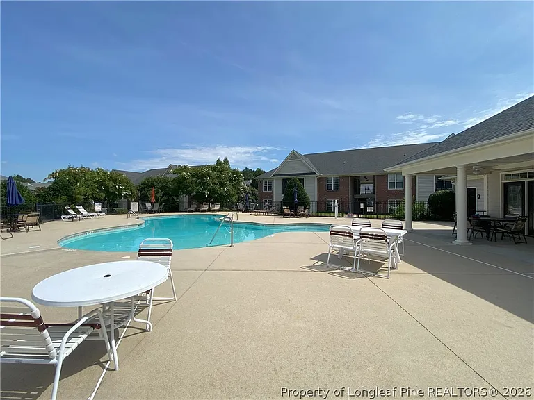 411 Gallery Dr #201 — Photo 23