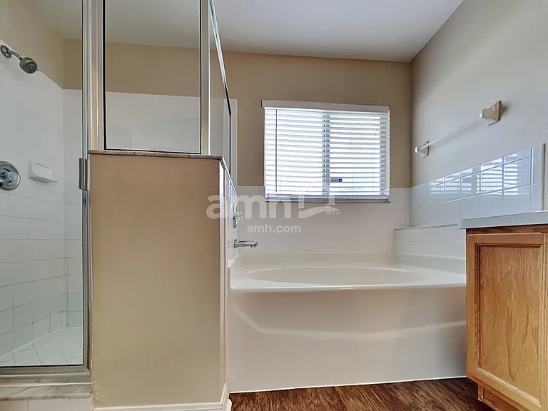 27826 Breakers Dr — Photo 15