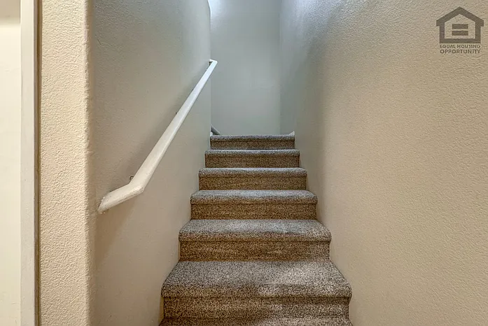2727 N Price Rd #6 — Photo 5