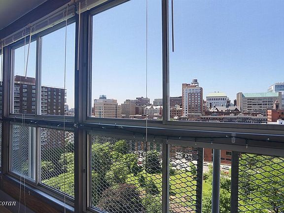 5th image of 90 La Salle St APT 16G