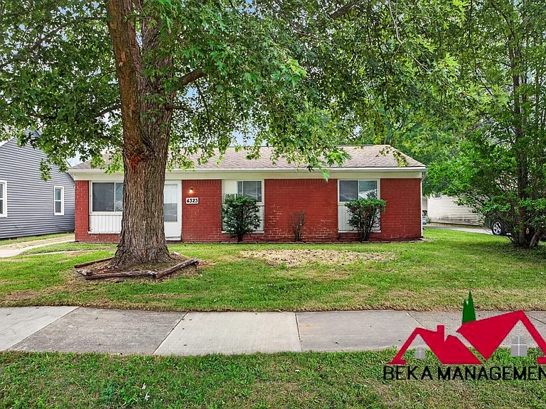 4323 Grace Ave — Photo 10