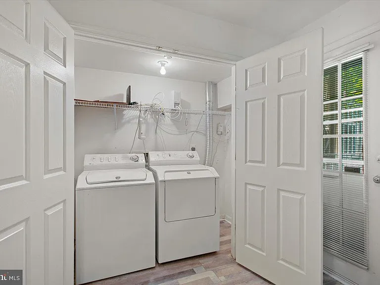 4113 Flower Box Ct — Photo 30