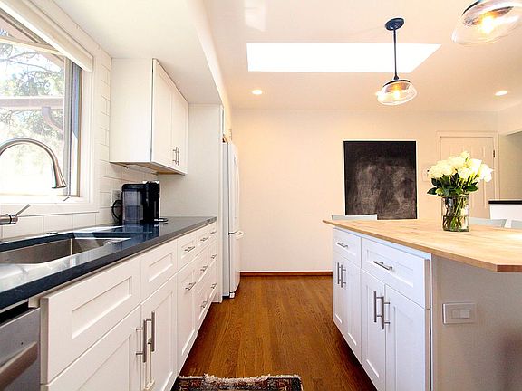 5th image of 2411 E 34th Ct