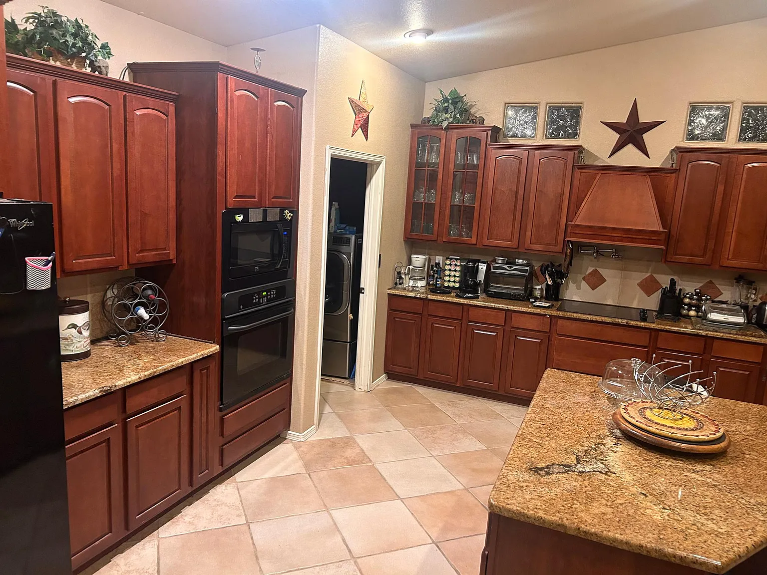 2 bed, 2176 sqft, $2,050 — Photo 2