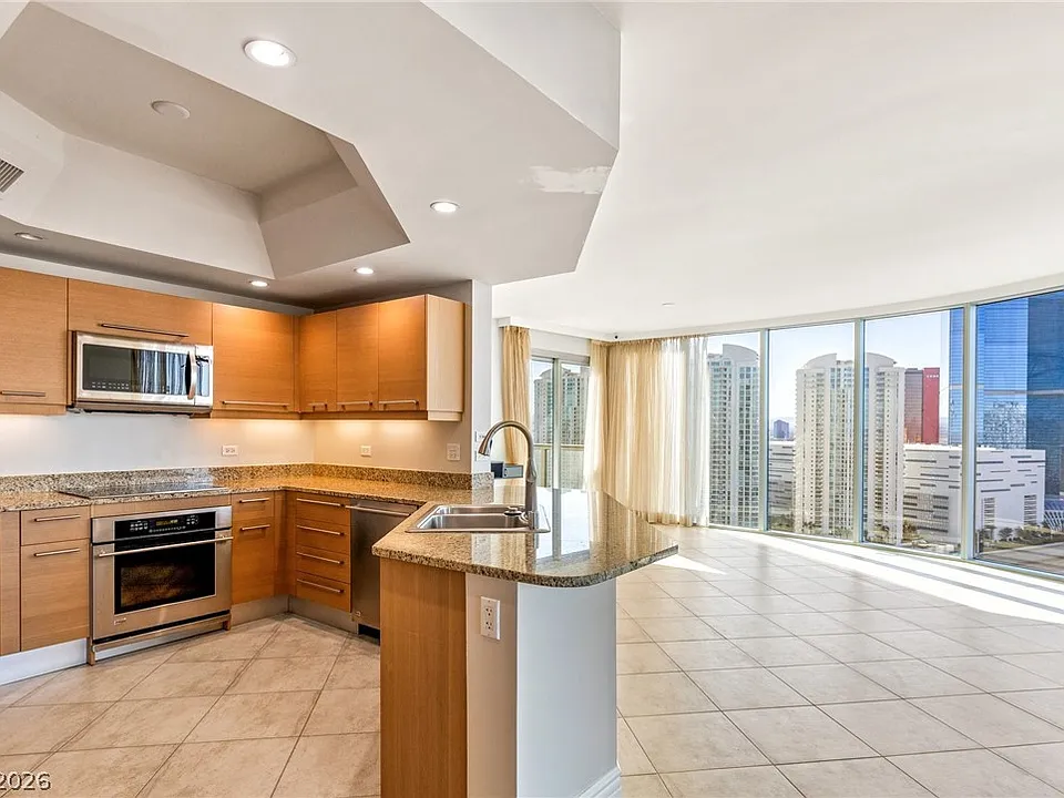 322 Karen Ave #2708