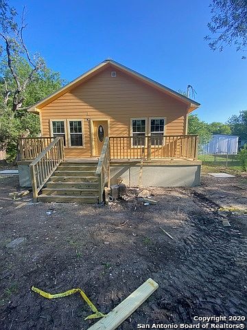 1st image of 1022 Bernard Dr