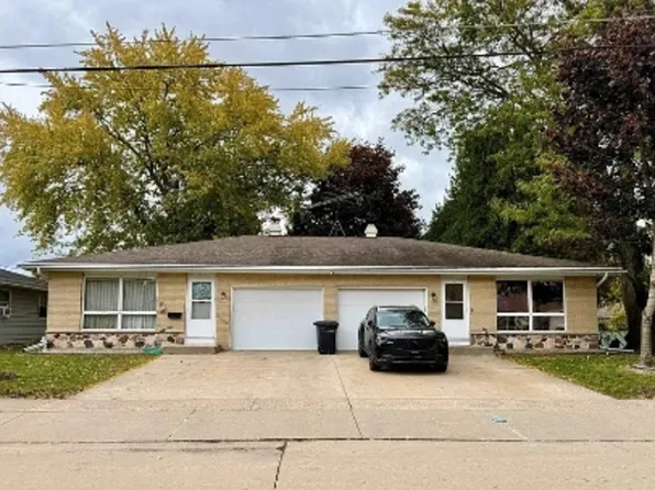 2019-2021 Parkside Dr #2019, Oshkosh, WI 54901