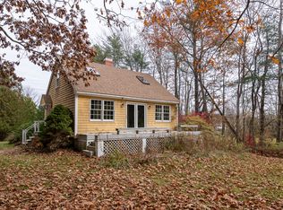 12 Tank Farm Ln, Bath, ME 04530