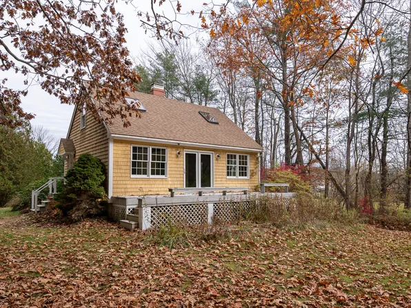 12 Tank Farm Lane, Bath, ME 04530