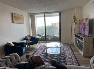 5911 Edsall Rd #PENTHOUSE 10, Alexandria, VA 22304