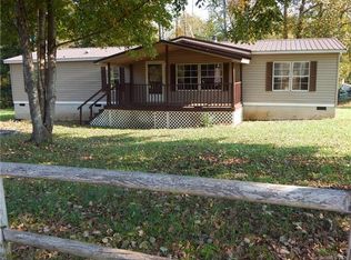 1566 Tar Heel Dr, Morganton, NC 28655