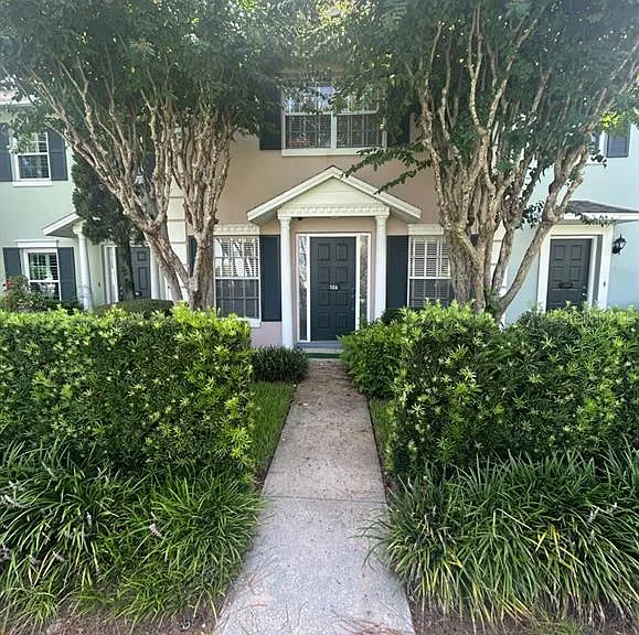106 S Primrose Dr — Photo 1