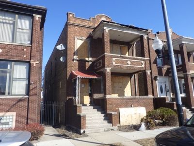 4320 W Cermak Rd, Chicago, IL, 60623