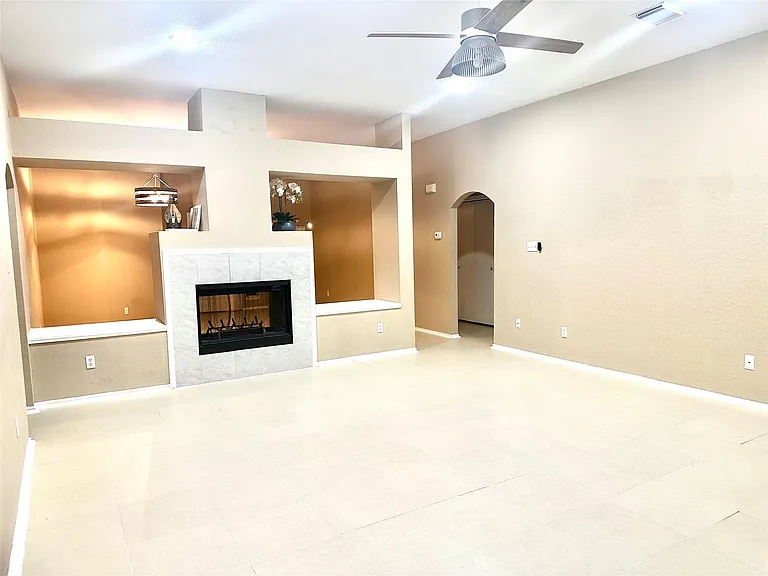 23023 Canal Rd — Photo 7