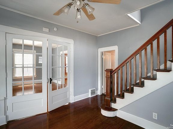 4th image of 1006 S Santa Fe Ave