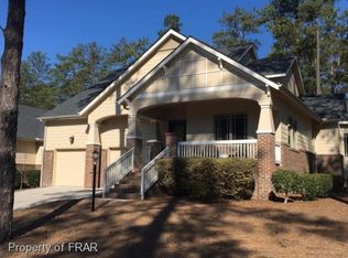 200 Lamplighter Village Dr, Pinehurst, NC 28374
