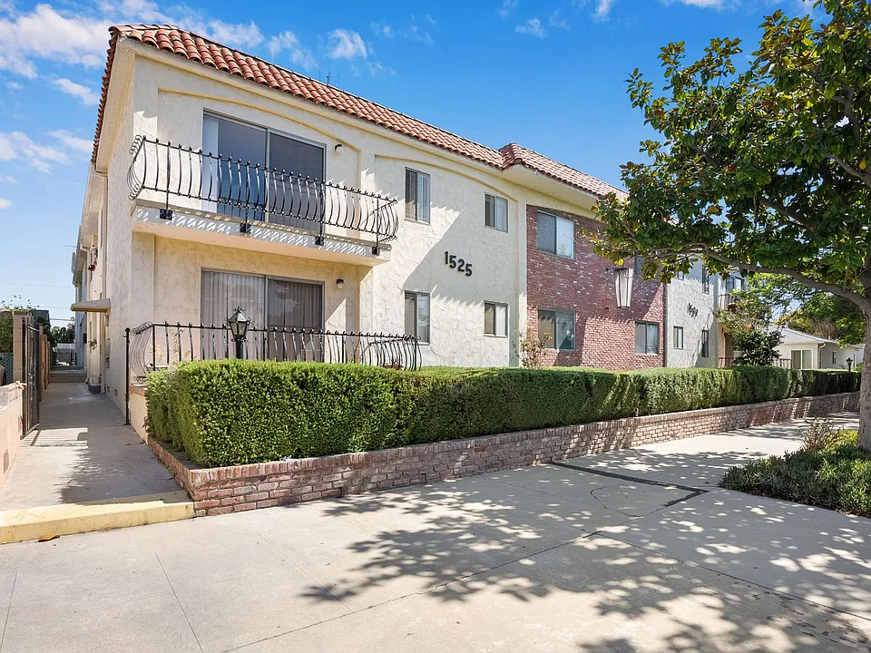 Casa Grande Apartments