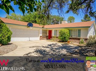 8613 Las Camas Rd NE, Albuquerque, NM 87111