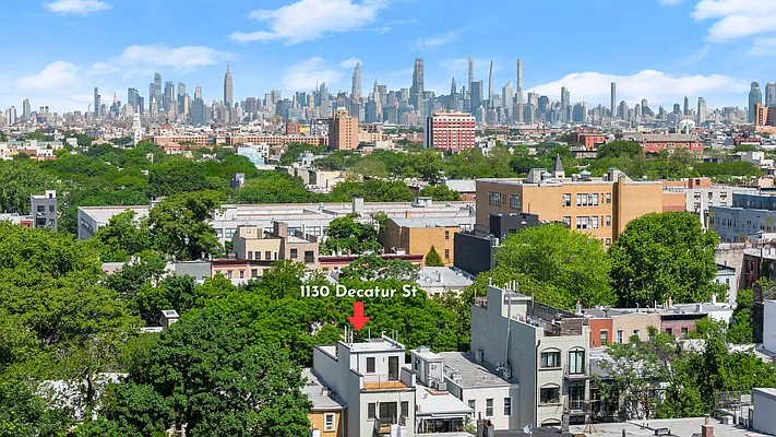 Sold by Compass | media 23