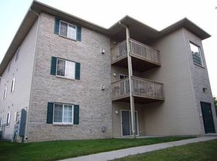 10161 Sutton Dr UNIT 4, Urbandale, IA 50322