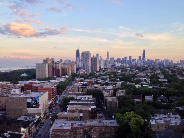 444 W Fullerton Pkwy, Chicago, IL 60614