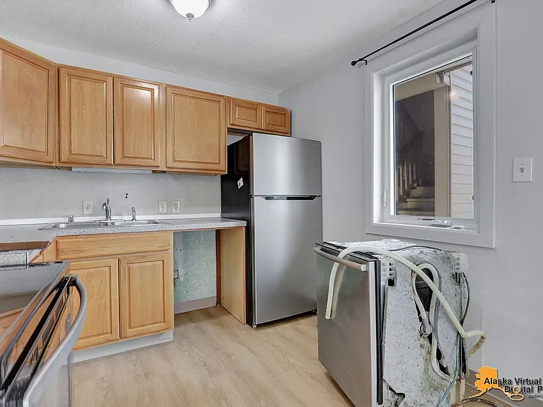 3503 Indiana St — Photo 11