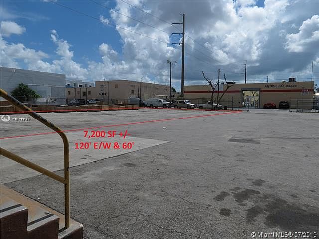 1st image of 2200 NW 24th Ave