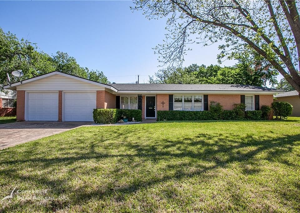 1st image of 2133 Regent Dr