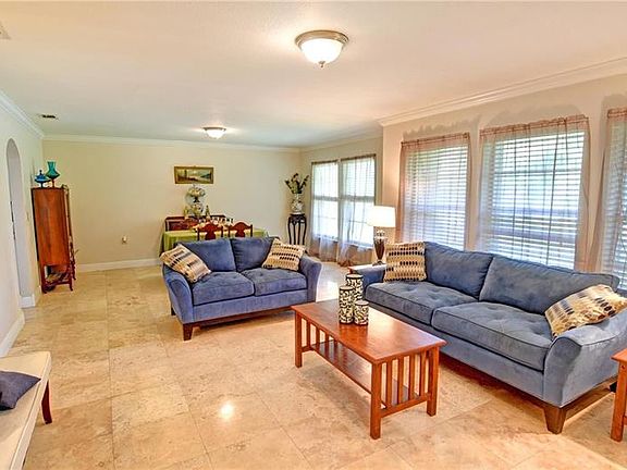 5th image of 1410 Grandview Blvd