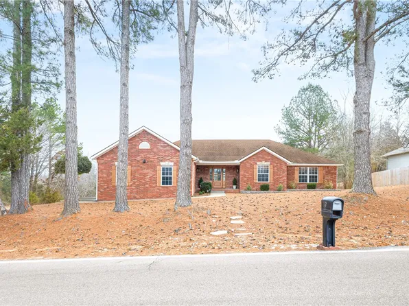 2 Granshire Ln, Bella Vista, AR 72714