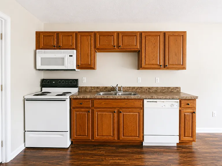 50 Lexington Ct — Photo 6